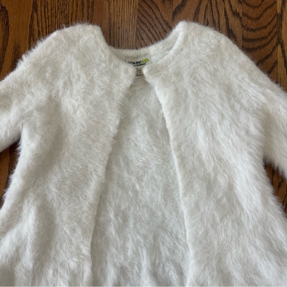 Size 5T Girls White Faux Fur Cardigan Wrap Coat - Picture 2 of 7